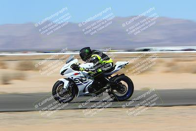 media/Apr-15-2022-Apex Assassins (Fri) [[9fb2e50610]]/Trackday Level 1/Session 2/Speed Shots/